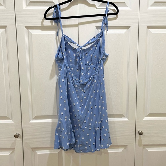 5 for $25! Wild Fable Blue Floral Dress XL - Picture 6 of 7